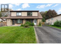 225 HOLLYBERRY TRAIL, Toronto, Ontario