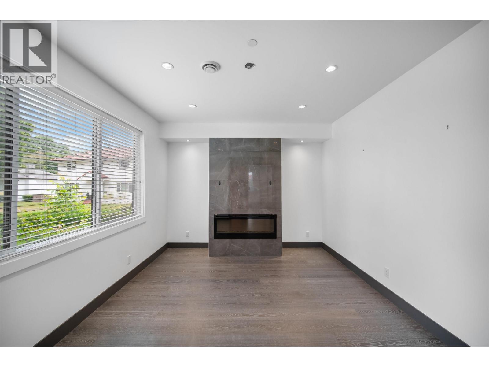 7493 Gatineau Place, Vancouver, British Columbia  V5S 2S3 - Photo 2 - R3164502