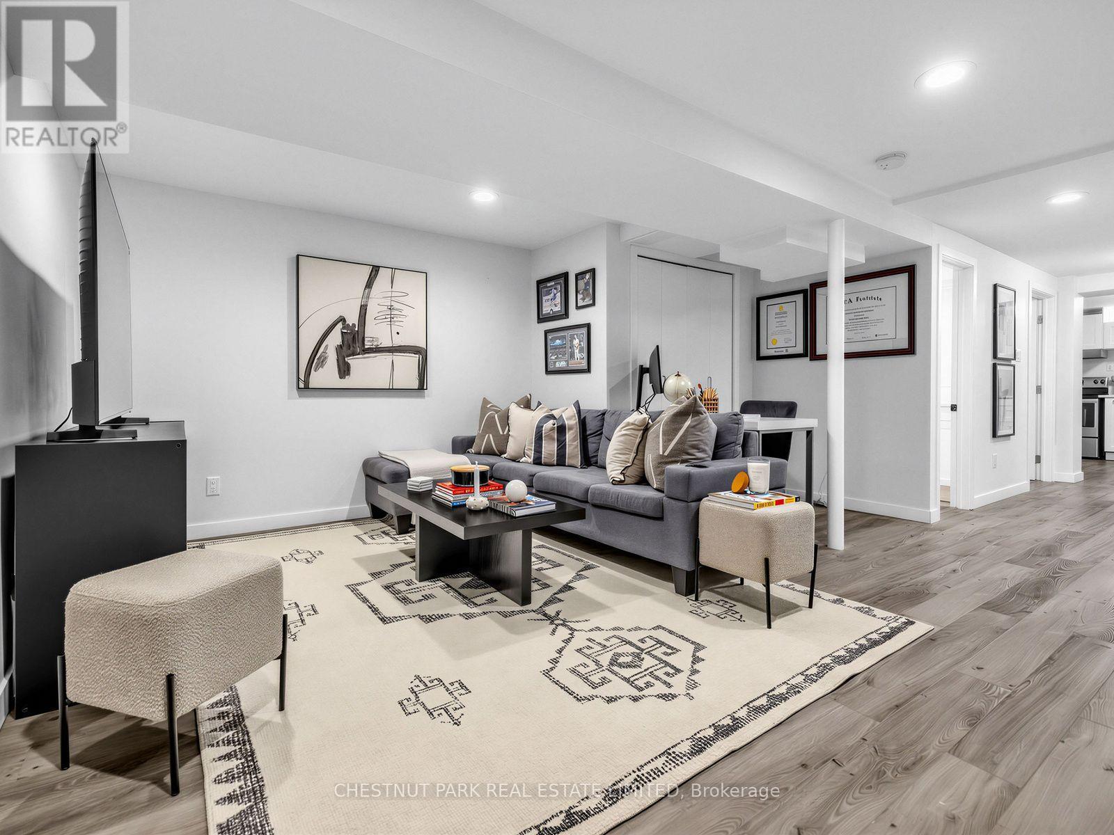 464 Montrose Avenue, Toronto, Ontario  M6G 3H1 - Photo 22 - C13783528