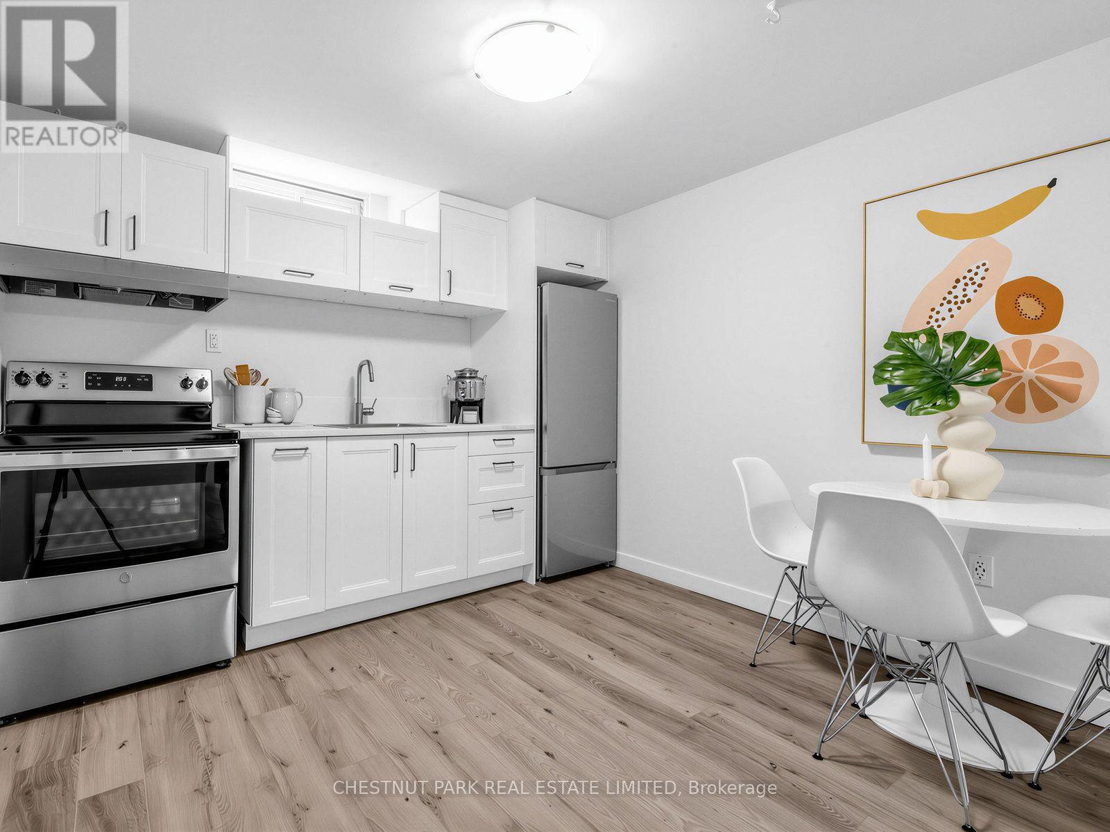 464 Montrose Avenue, Toronto, Ontario  M6G 3H1 - Photo 25 - C13783528