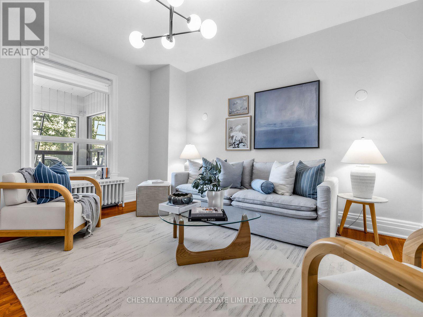 464 Montrose Avenue, Toronto, Ontario  M6G 3H1 - Photo 5 - C13783528