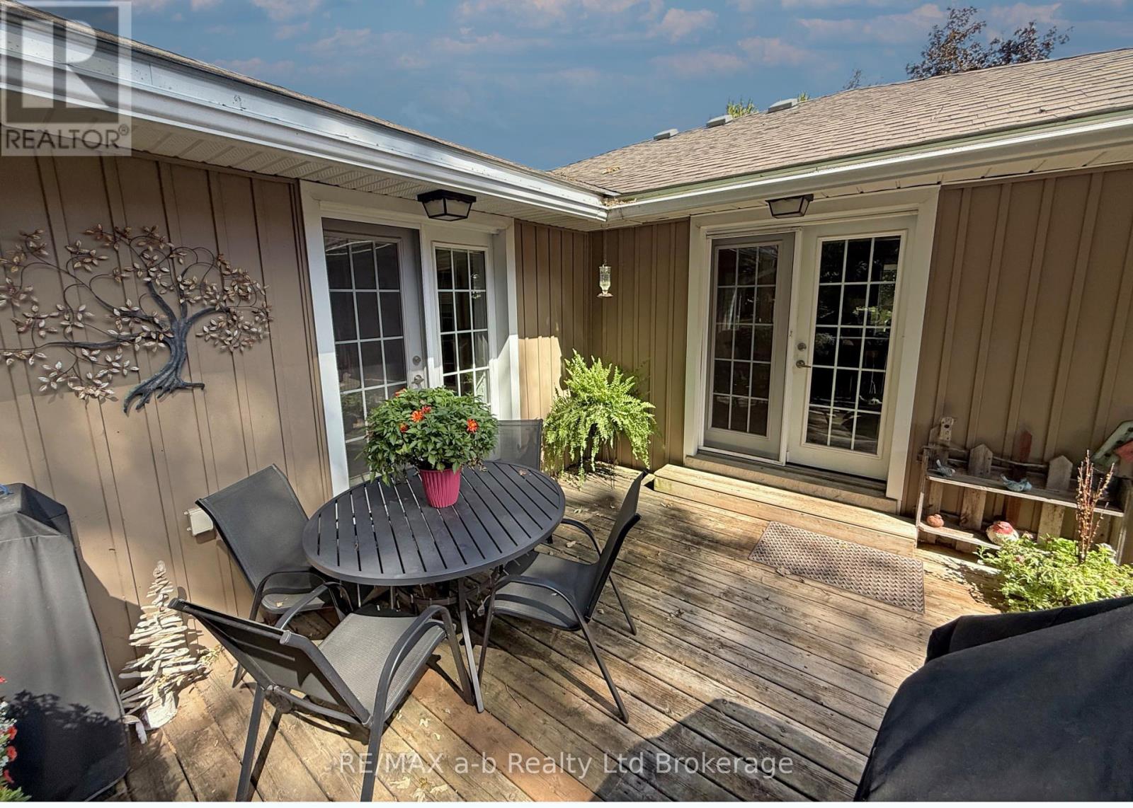 93 North Park Crescent, Woodstock, Ontario  N4S 7M1 - Photo 36 - X13783532