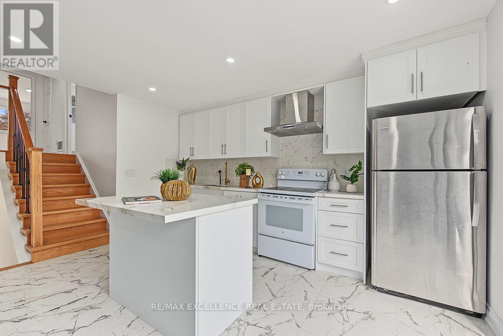 114 Elderwood Place, Brampton, Ontario  L6V 3N3 - Photo 13 - W13783516