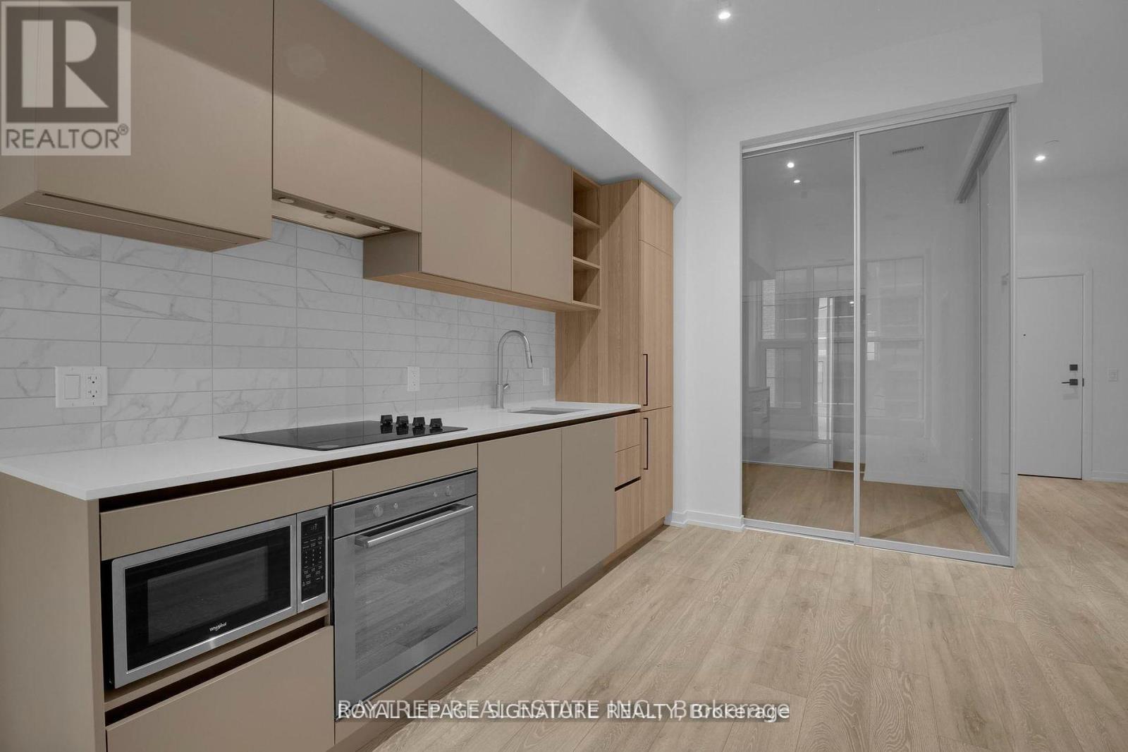 702 - 55 MERCER STREET, Toronto, Ontario