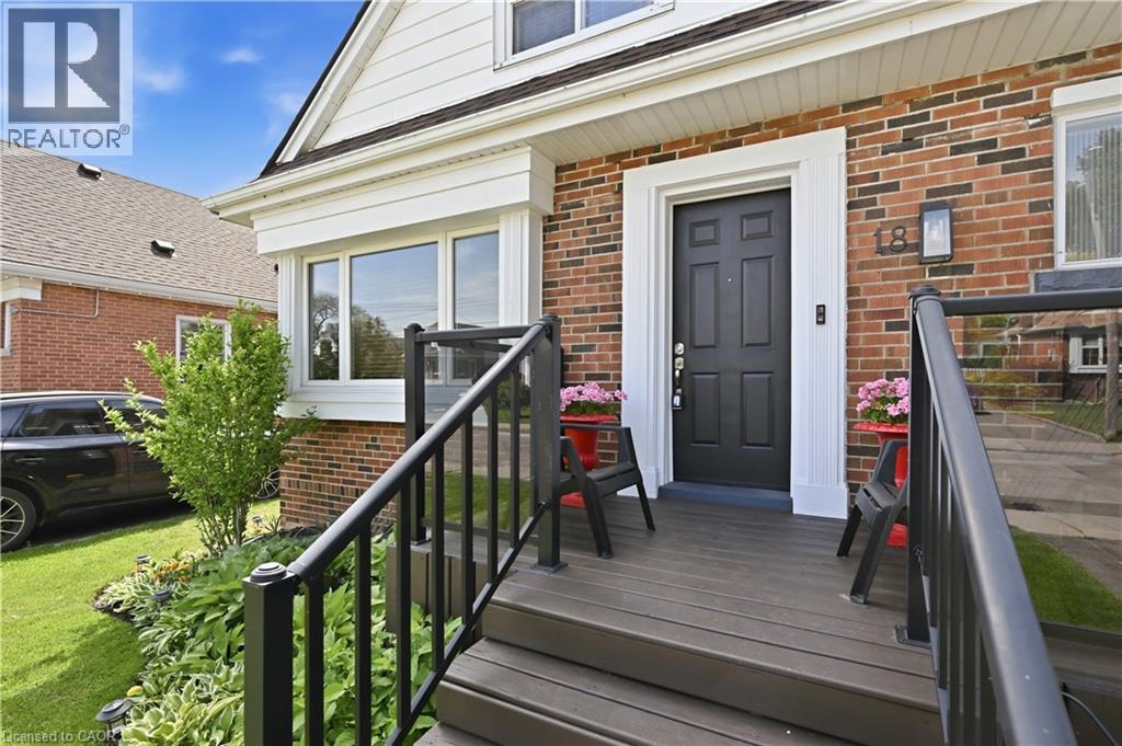 18 Ipswich Place, Hamilton, Ontario  L8K 3E7 - Photo 3 - 40852054