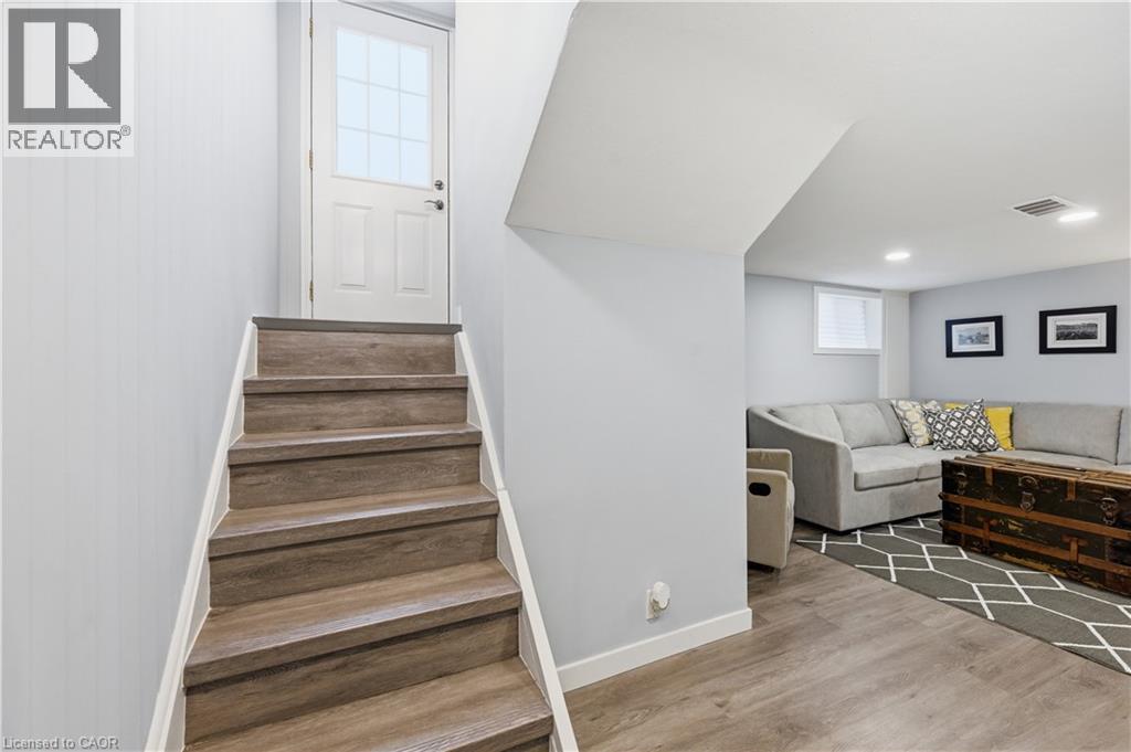 18 Ipswich Place, Hamilton, Ontario  L8K 3E7 - Photo 22 - 40852054