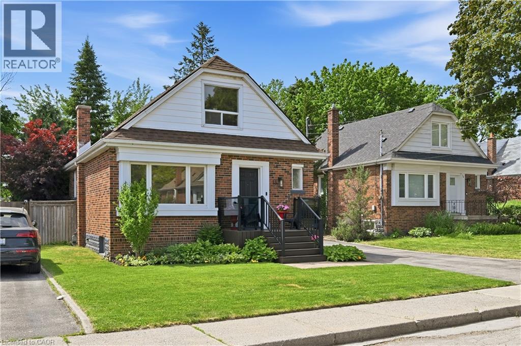 18 Ipswich Place, Hamilton, Ontario  L8K 3E7 - Photo 2 - 40852054