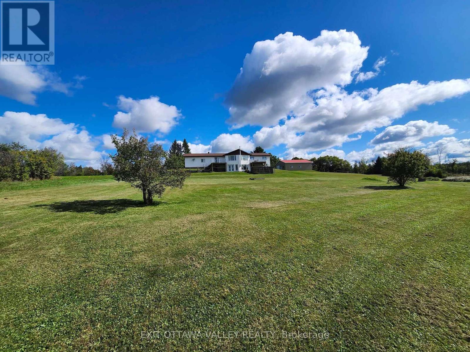 15267 17 Highway, Whitewater Region, Ontario  K0J 0A9 - Photo 10 - X13783548