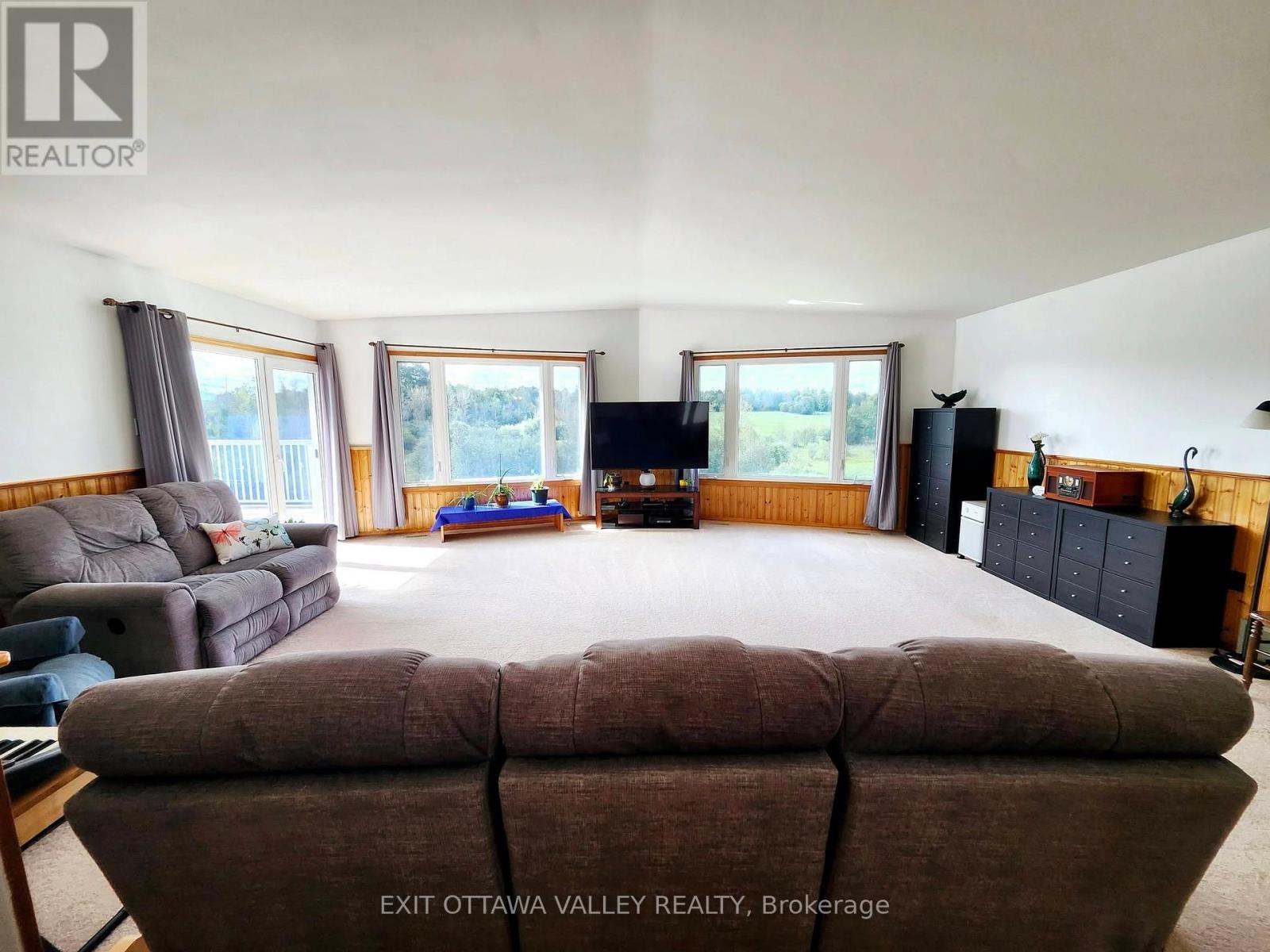 15267 17 Highway, Whitewater Region, Ontario  K0J 0A9 - Photo 20 - X13783548