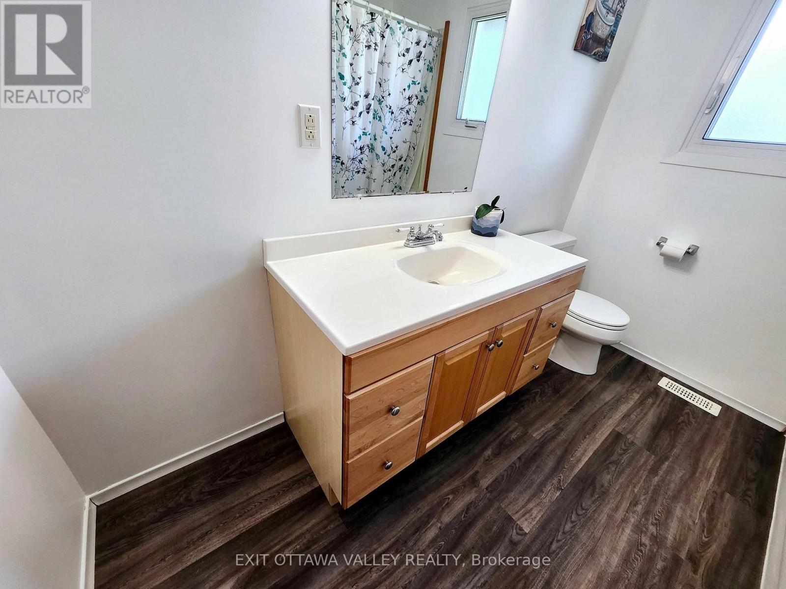 15267 17 Highway, Whitewater Region, Ontario  K0J 0A9 - Photo 26 - X13783548