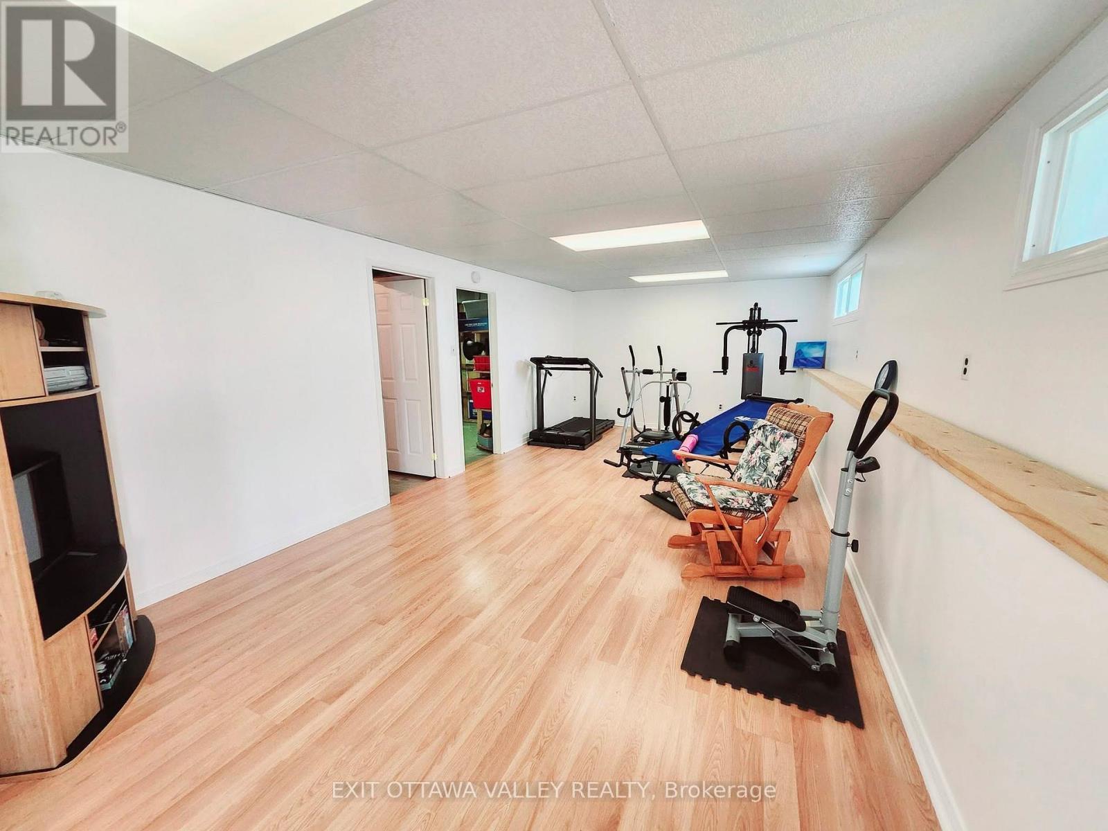 15267 17 Highway, Whitewater Region, Ontario  K0J 0A9 - Photo 40 - X13783548