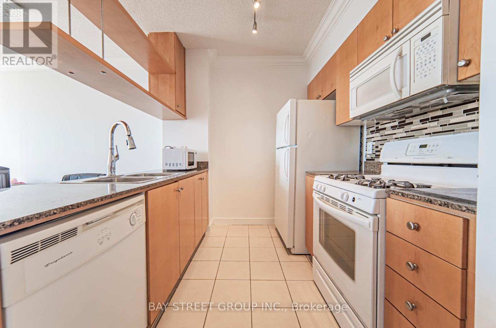 3501 - 10 Navy Wharf Court, Toronto, Ontario  M5V 3V2 - Photo 9 - C13783616