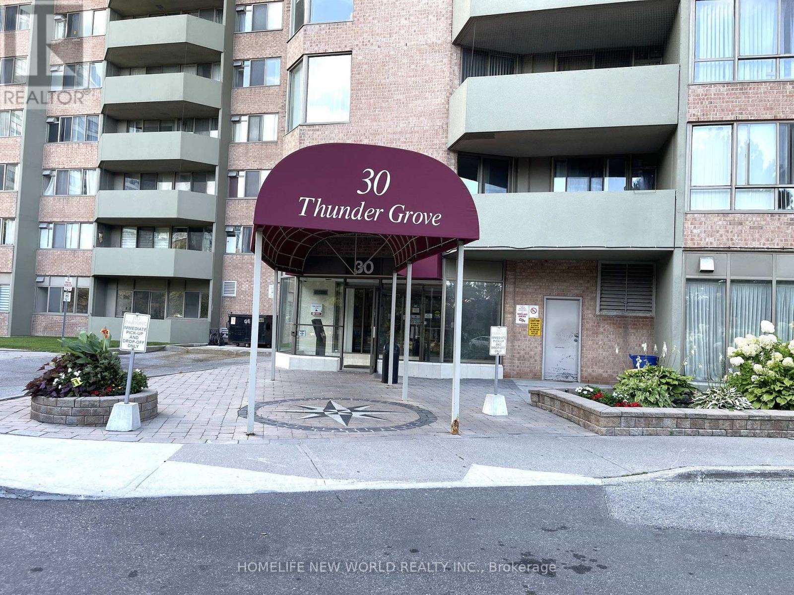 413 - 30 THUNDER GROVE, Toronto, Ontario