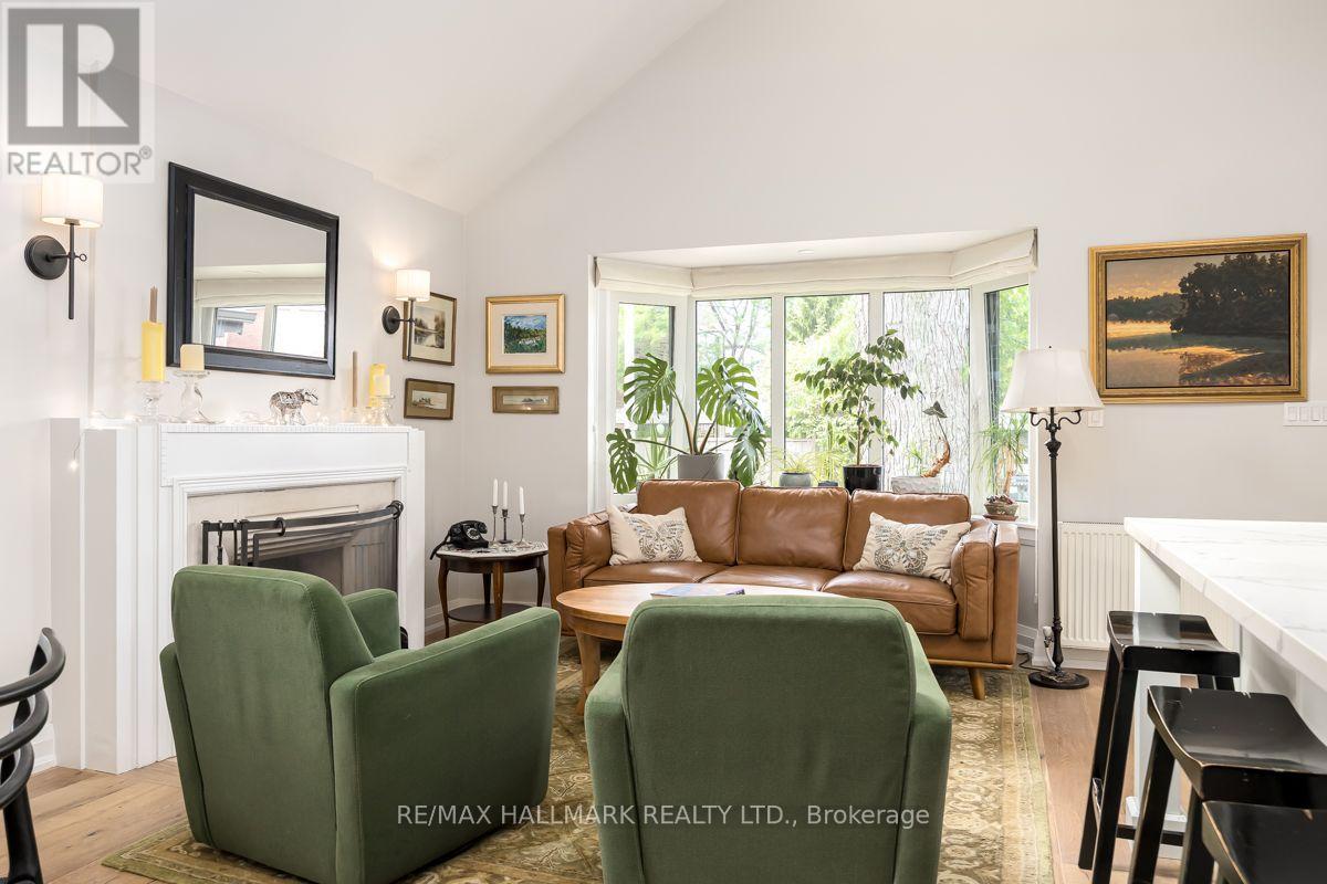 119 Jackman Avenue, Toronto, Ontario  M4K 2Y3 - Photo 3 - E13783556