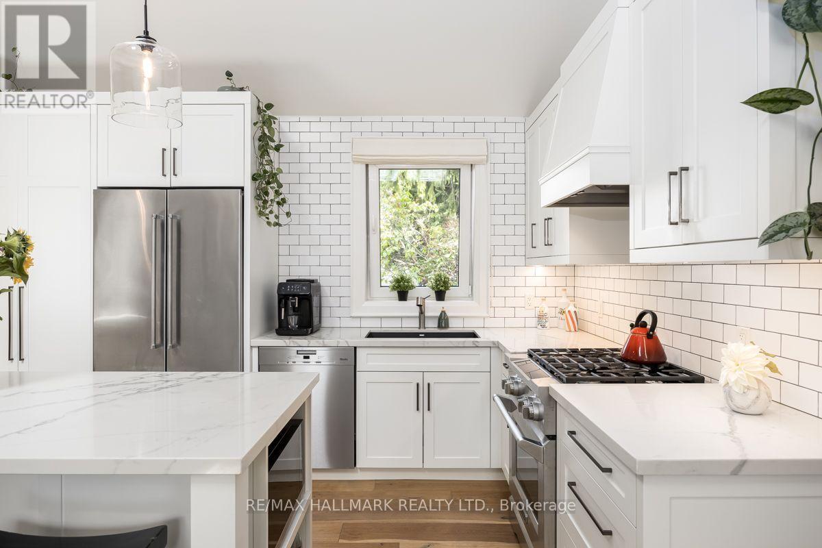 119 Jackman Avenue, Toronto, Ontario  M4K 2Y3 - Photo 6 - E13783556