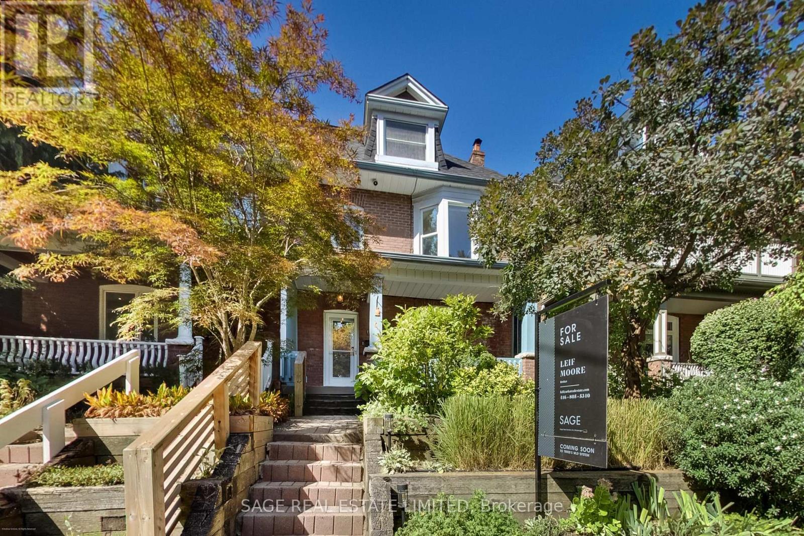 4 Dingwall Avenue, Toronto, Ontario  M4K 1H1 - Photo 2 - E13783568