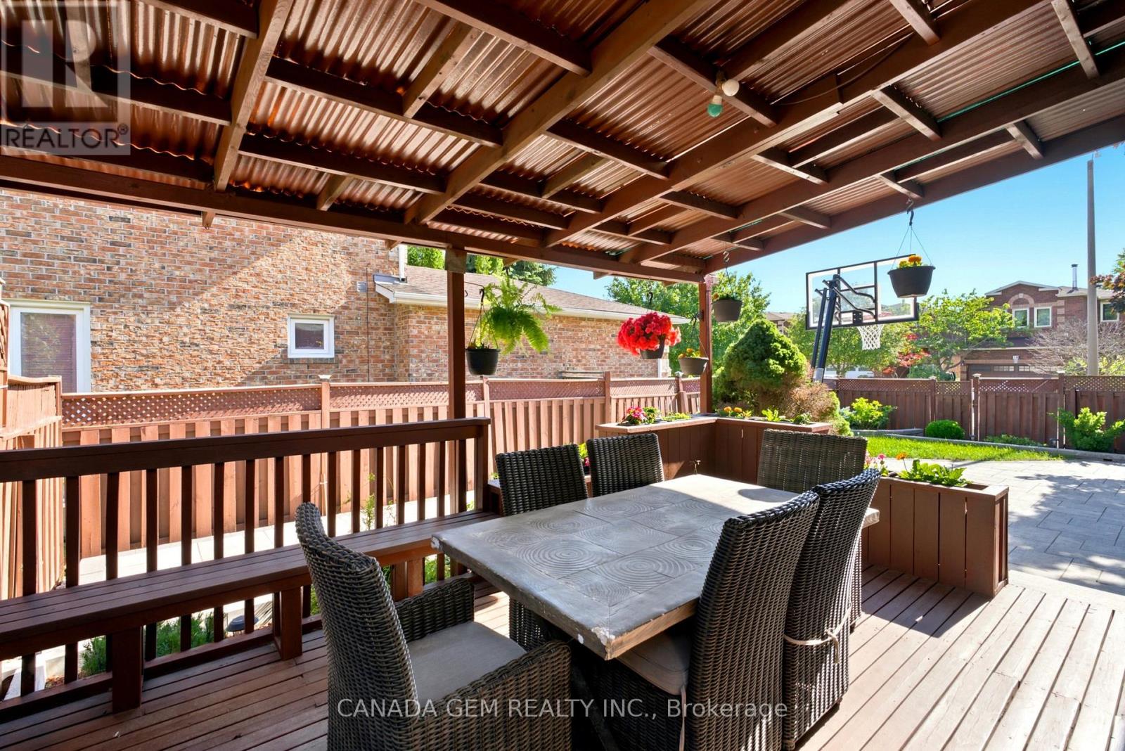 82 Justus Drive, Richmond Hill, Ontario  L4C 0A1 - Photo 47 - N13783580
