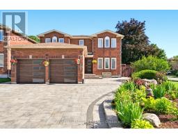 82 JUSTUS DRIVE, Richmond Hill, Ontario