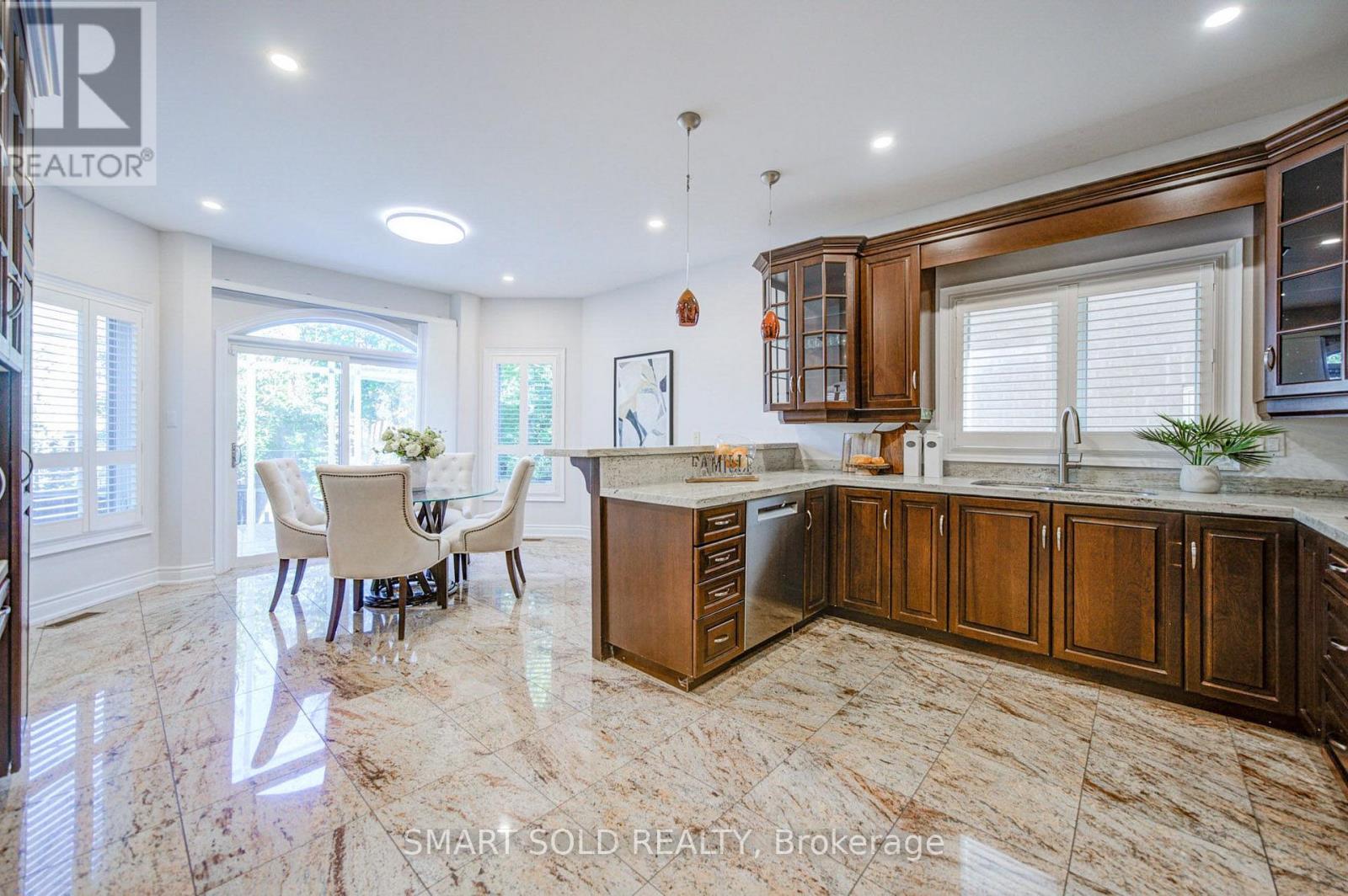 61 Aladdin Crescent, Richmond Hill, Ontario  L4S 2T2 - Photo 14 - N13783586