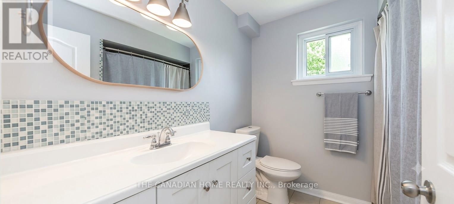 802 Pam Crescent, Newmarket, Ontario  L3Y 5B6 - Photo 12 - N13783588