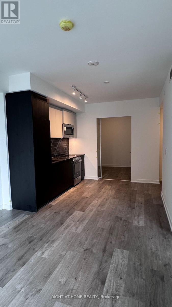 1027 - 285 Dufferin Street, Toronto, Ontario  M6K 1Z7 - Photo 2 - W13783546