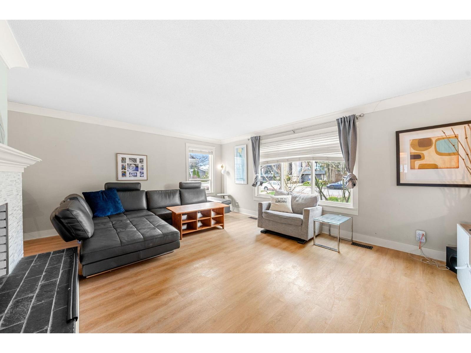 1276 Kent Street, White Rock, British Columbia V4B 4T5 - Photo 2 - R3159038