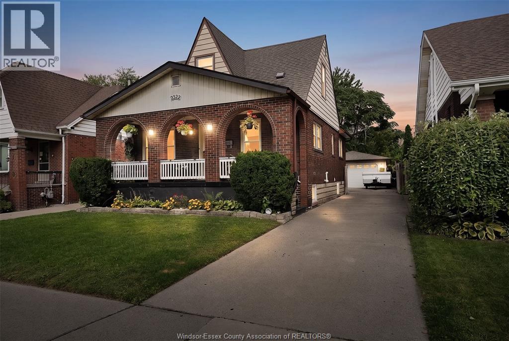 2322 BYNG ROAD, Windsor, Ontario