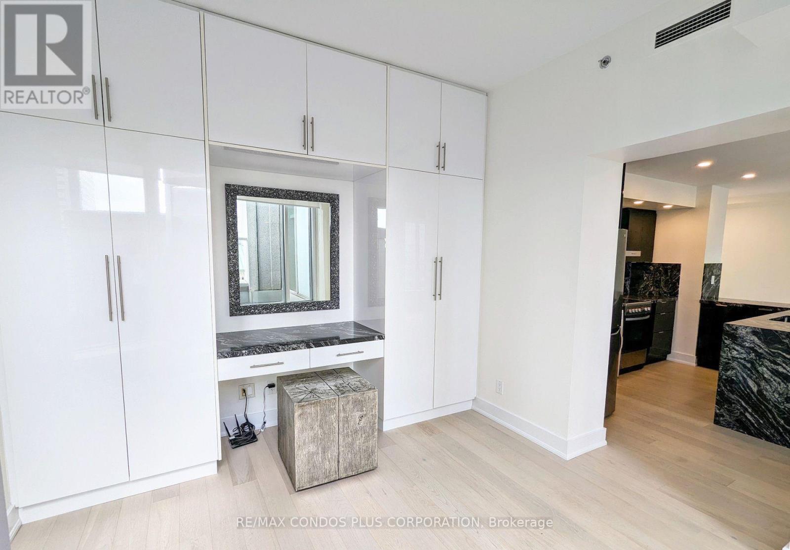 4301 - 1 King Street W, Toronto, Ontario  M5H 1A1 - Photo 25 - C13783624