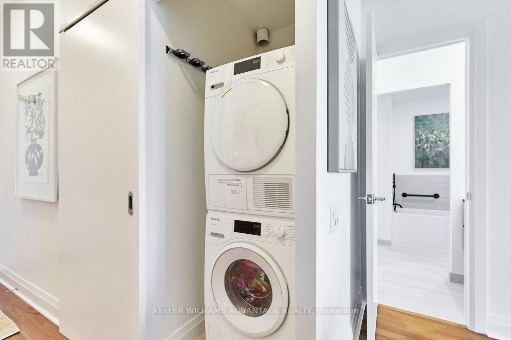 806 - 20 Scrivener Square, Toronto, Ontario  M4W 3X9 - Photo 17 - C13783626