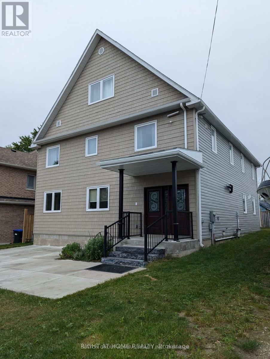 17 MIDDLEBROOK ROAD, Wasaga Beach, Ontario