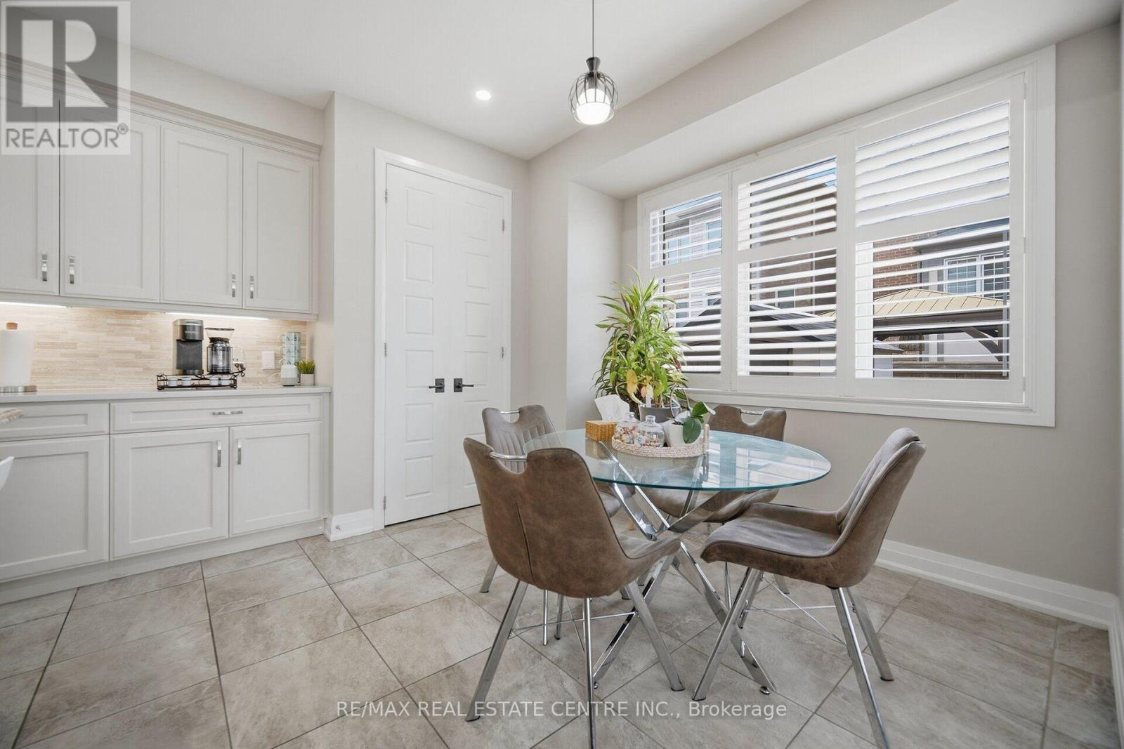 153 Whitlock Avenue, Milton, Ontario  L9E 1G1 - Photo 15 - W13783644