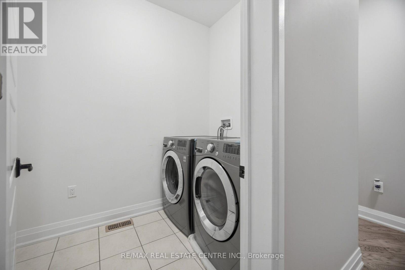 153 Whitlock Avenue, Milton, Ontario  L9E 1G1 - Photo 29 - W13783644