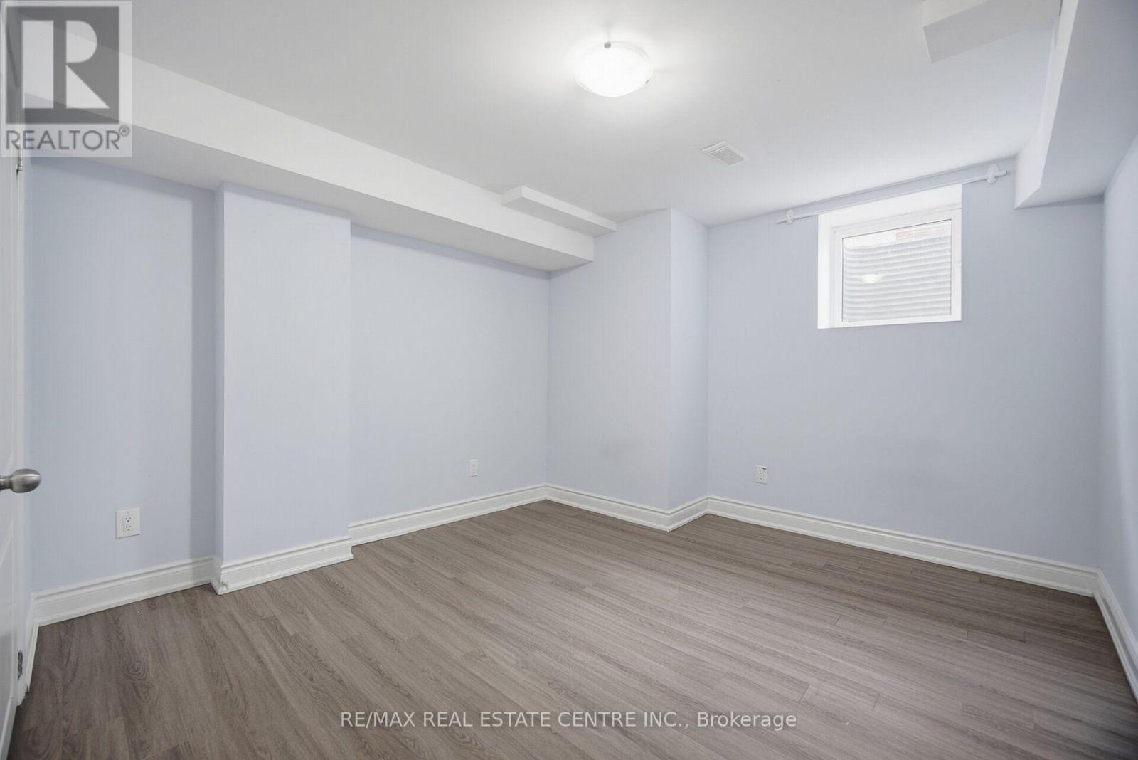 153 Whitlock Avenue, Milton, Ontario  L9E 1G1 - Photo 35 - W13783644