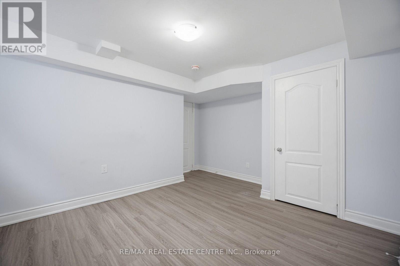 153 Whitlock Avenue, Milton, Ontario  L9E 1G1 - Photo 36 - W13783644