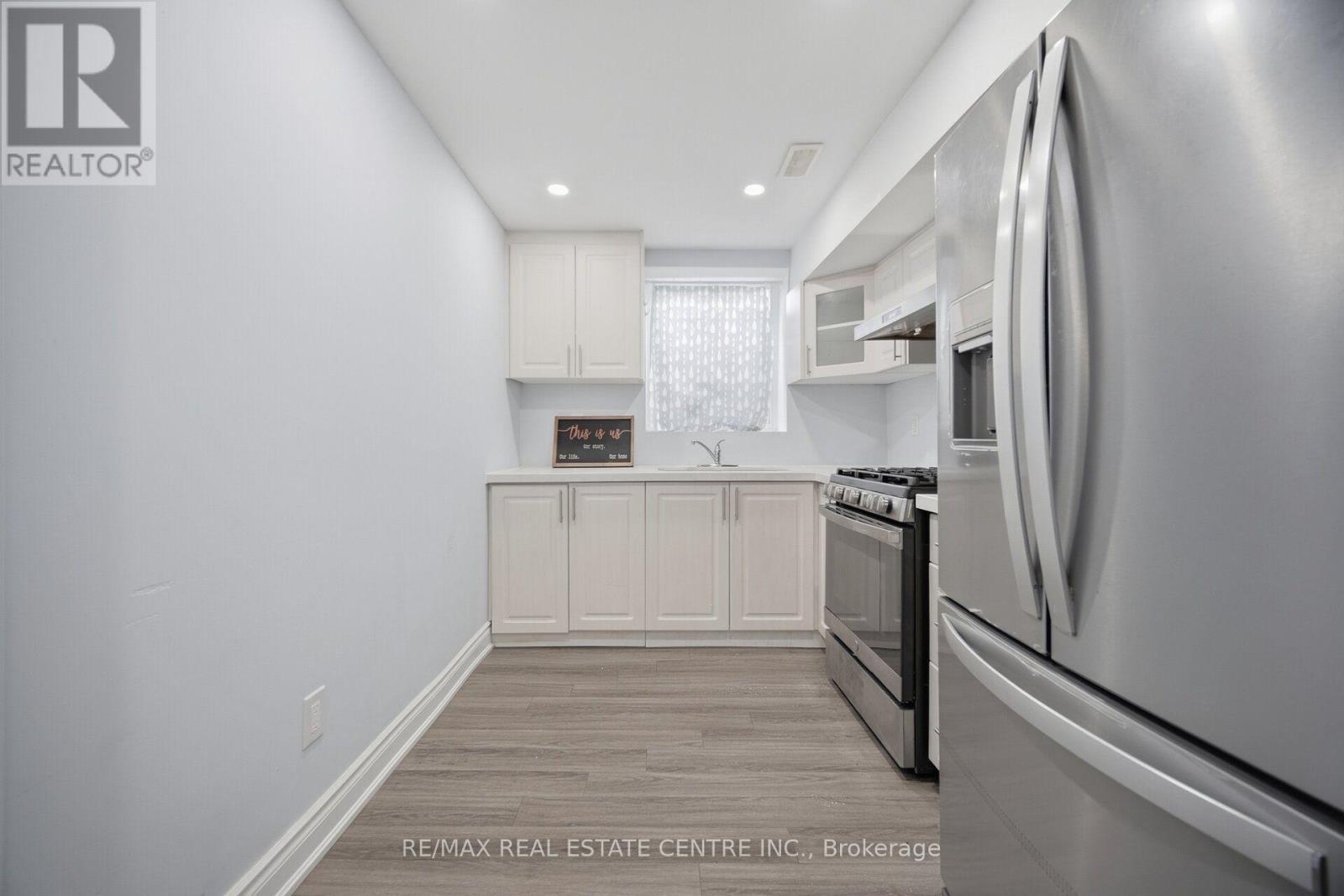 153 Whitlock Avenue, Milton, Ontario  L9E 1G1 - Photo 37 - W13783644