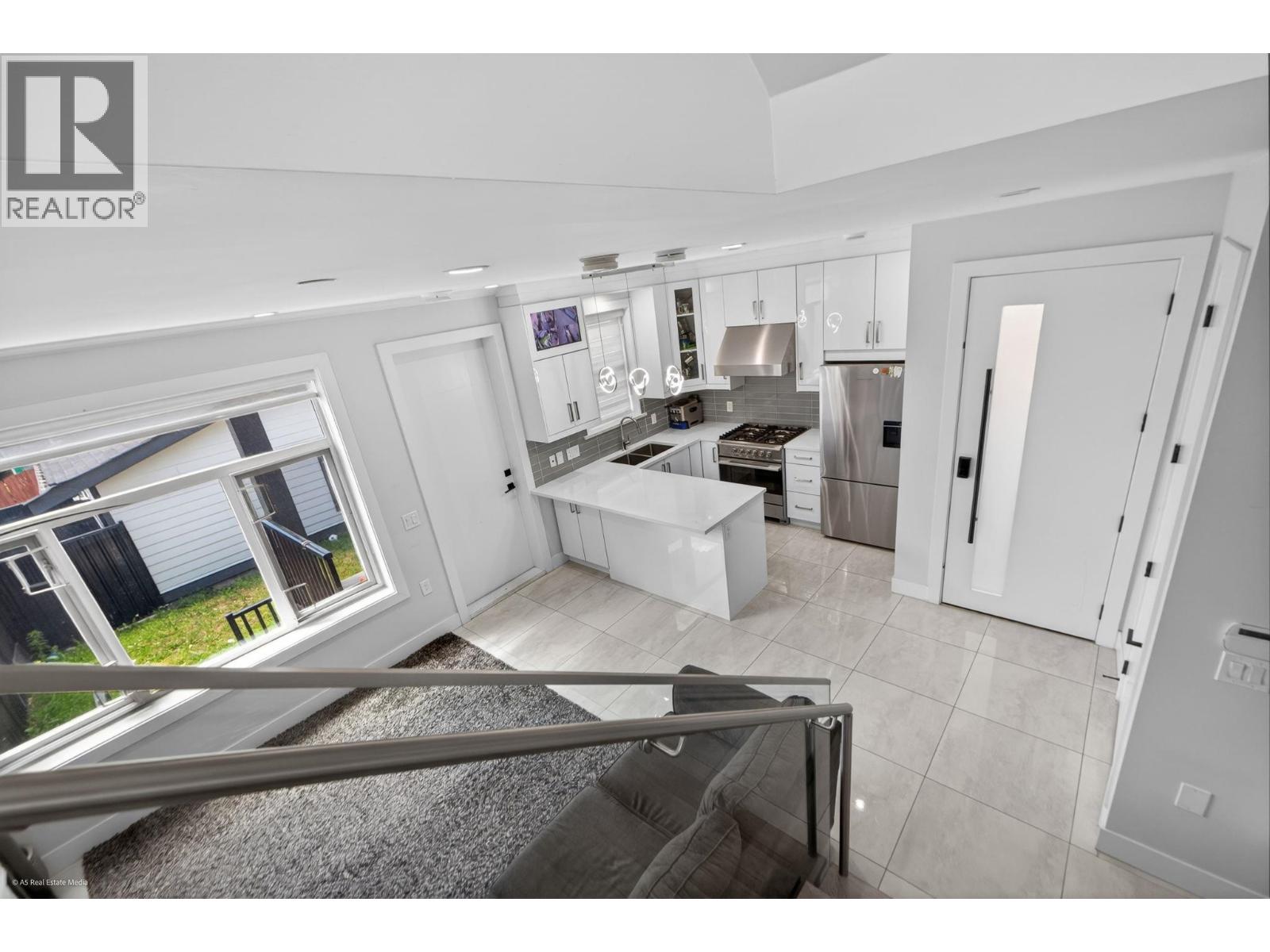 6749 Knight Street, Vancouver, British Columbia  V5P 2W4 - Photo 14 - R3131809
