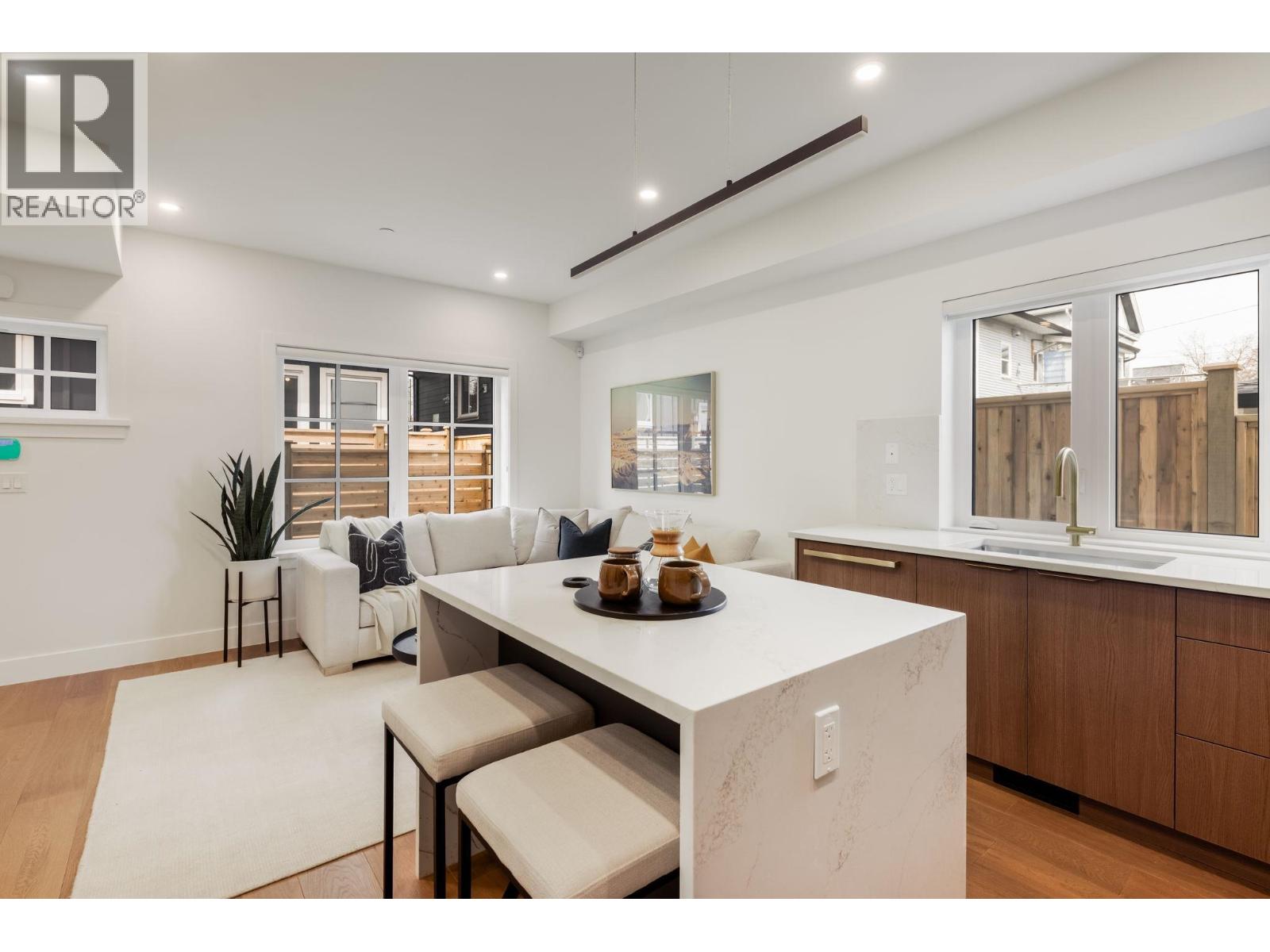 1 552 Kaslo Street, Vancouver, British Columbia  V5K 3Z2 - Photo 4 - R3162155