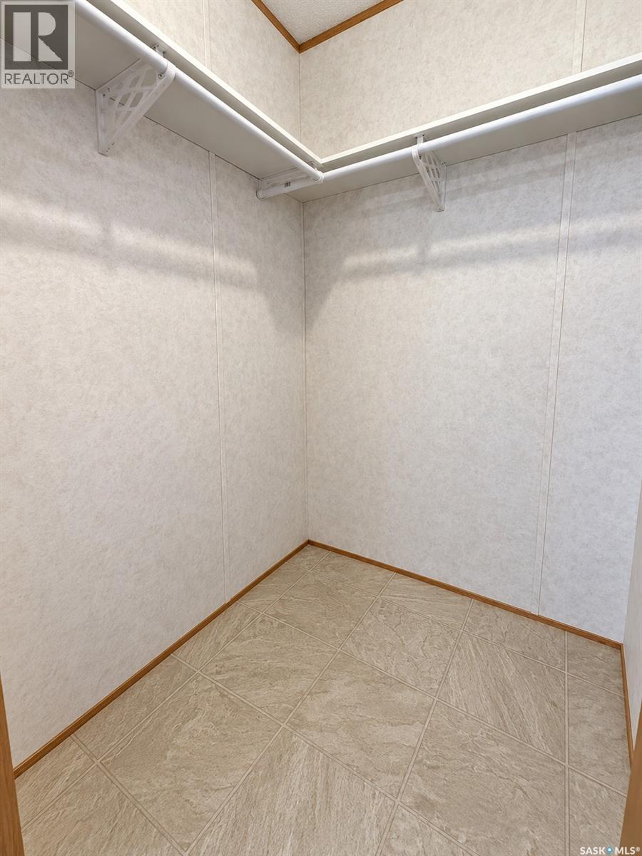 70a Prairie Sun Court, Swift Current, Saskatchewan  S9H 3X6 - Photo 24 - SK048348
