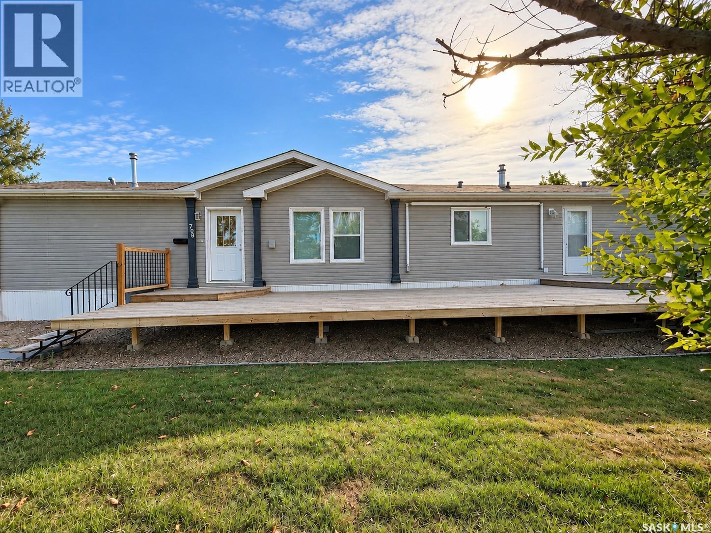 70a Prairie Sun Court, Swift Current, Saskatchewan  S9H 3X6 - Photo 3 - SK048348