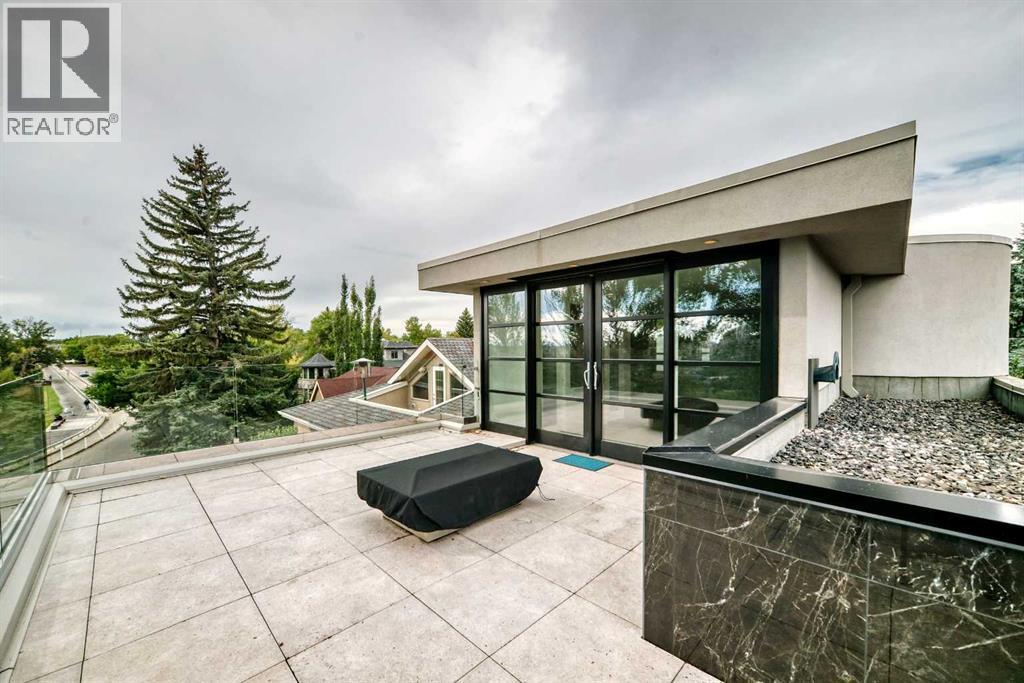 530 Crescent Road NW, Calgary, Alberta  T2M 4A5 - Photo 35 - A2340947