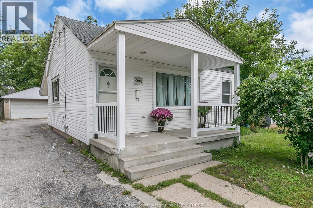 980 Partington Avenue, Windsor, Ontario  N9B 2P2 - Photo 3 - 26022531