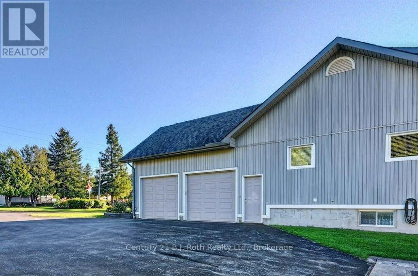 1992 Marchmont Road, Severn (Marchmont), Ontario L3V 0V6 - Photo 30 - S13783758