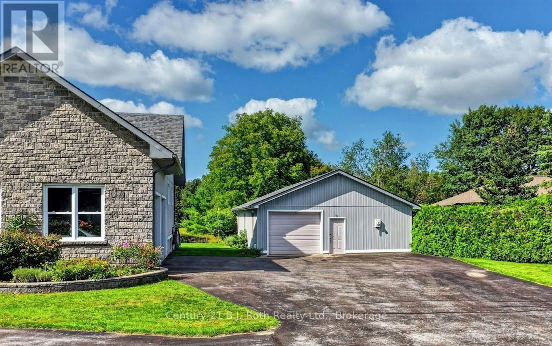 1992 Marchmont Road, Severn (Marchmont), Ontario L3V 0V6 - Photo 42 - S13783758