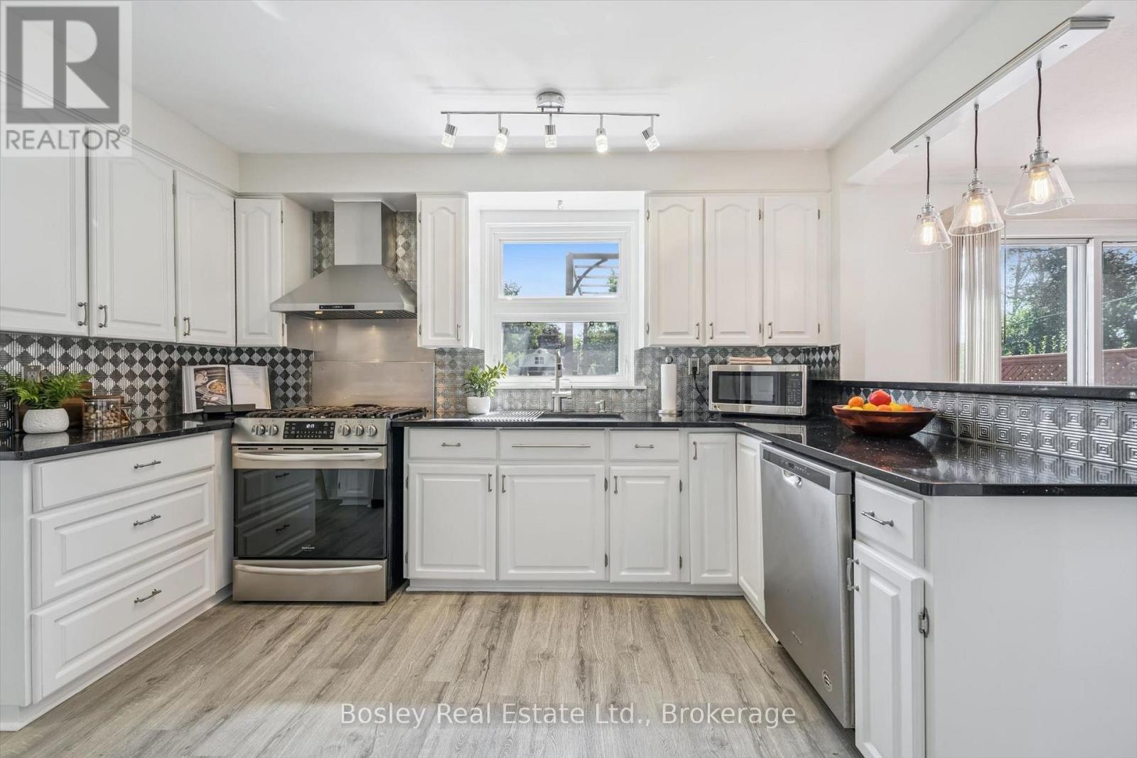 1010 Baldwin Road, Mississauga, Ontario  L4Y 1J2 - Photo 13 - W13783718