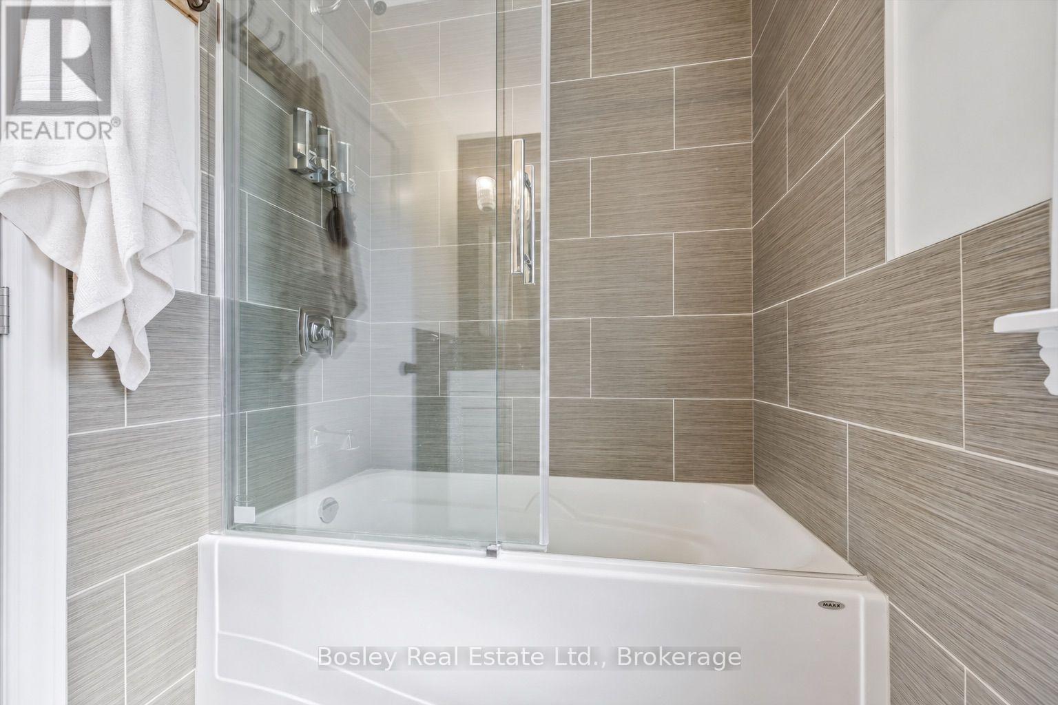 1010 Baldwin Road, Mississauga, Ontario  L4Y 1J2 - Photo 32 - W13783718