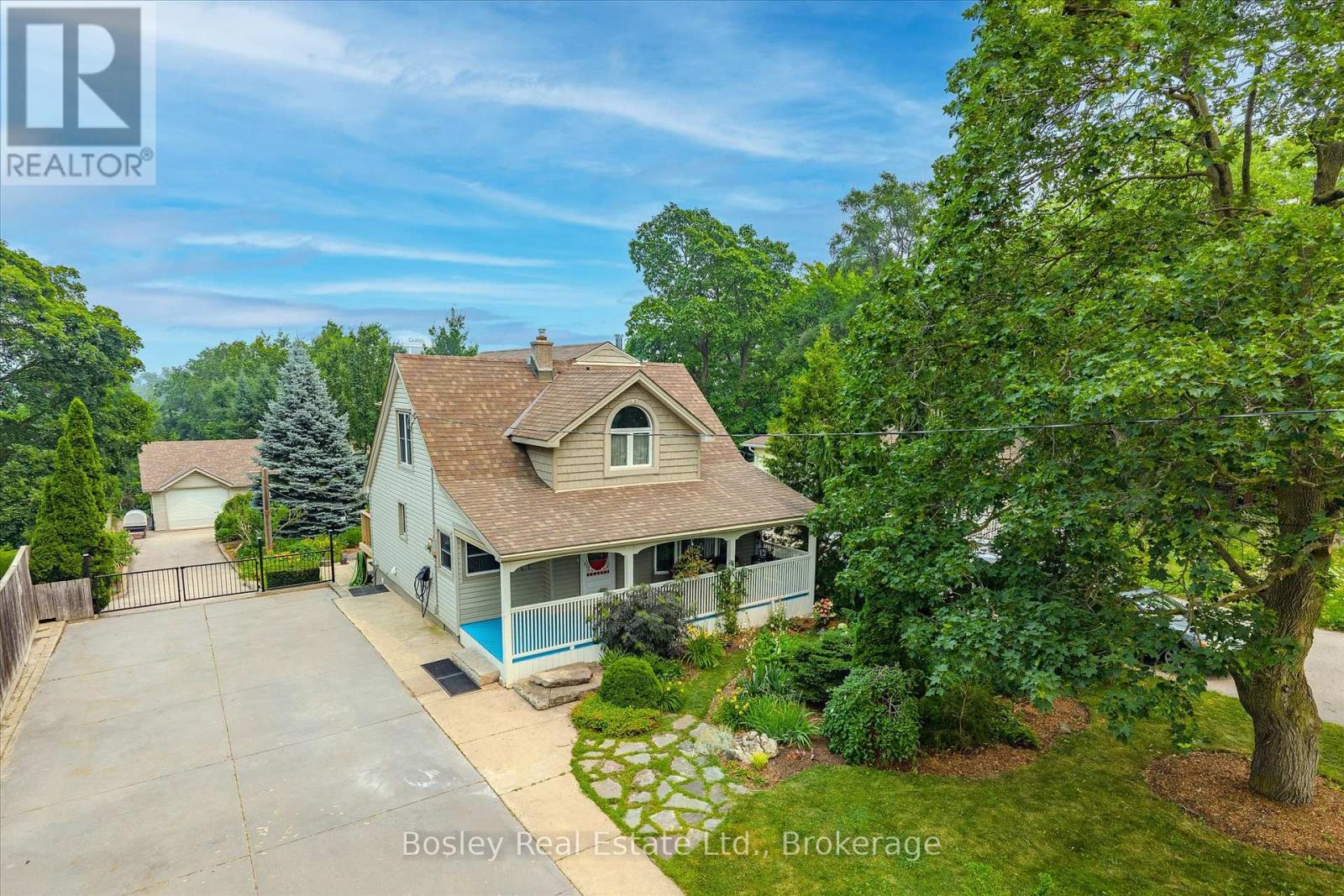 49 Edgehill Drive, Guelph, Ontario N1H 5E3 - Photo 1 - X13783662