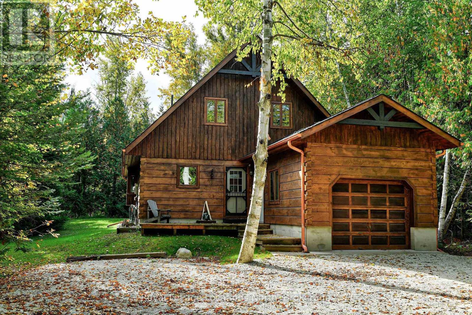 208554 26 Highway, Blue Mountains, Ontario  N0H 1J0 - Photo 1 - X13783738