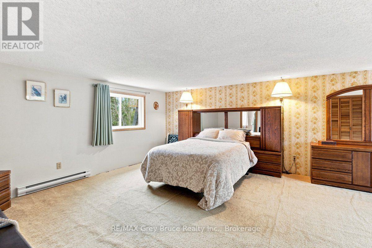 31906 Grey 1 Road, Georgian Bluffs, Ontario N0H 1S0 - Photo 16 - X13783772
