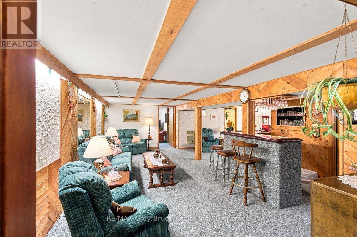 31906 Grey 1 Road, Georgian Bluffs, Ontario N0H 1S0 - Photo 19 - X13783772