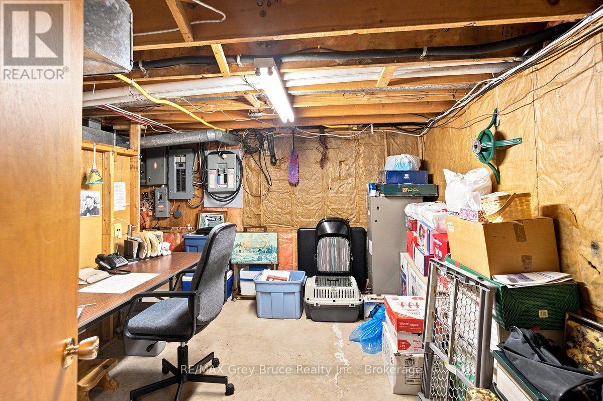 31906 Grey 1 Road, Georgian Bluffs, Ontario N0H 1S0 - Photo 24 - X13783772